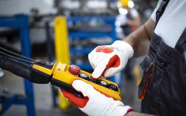 Современные технологии и тенденции рынка подъемного оборудования в 2025 году в России